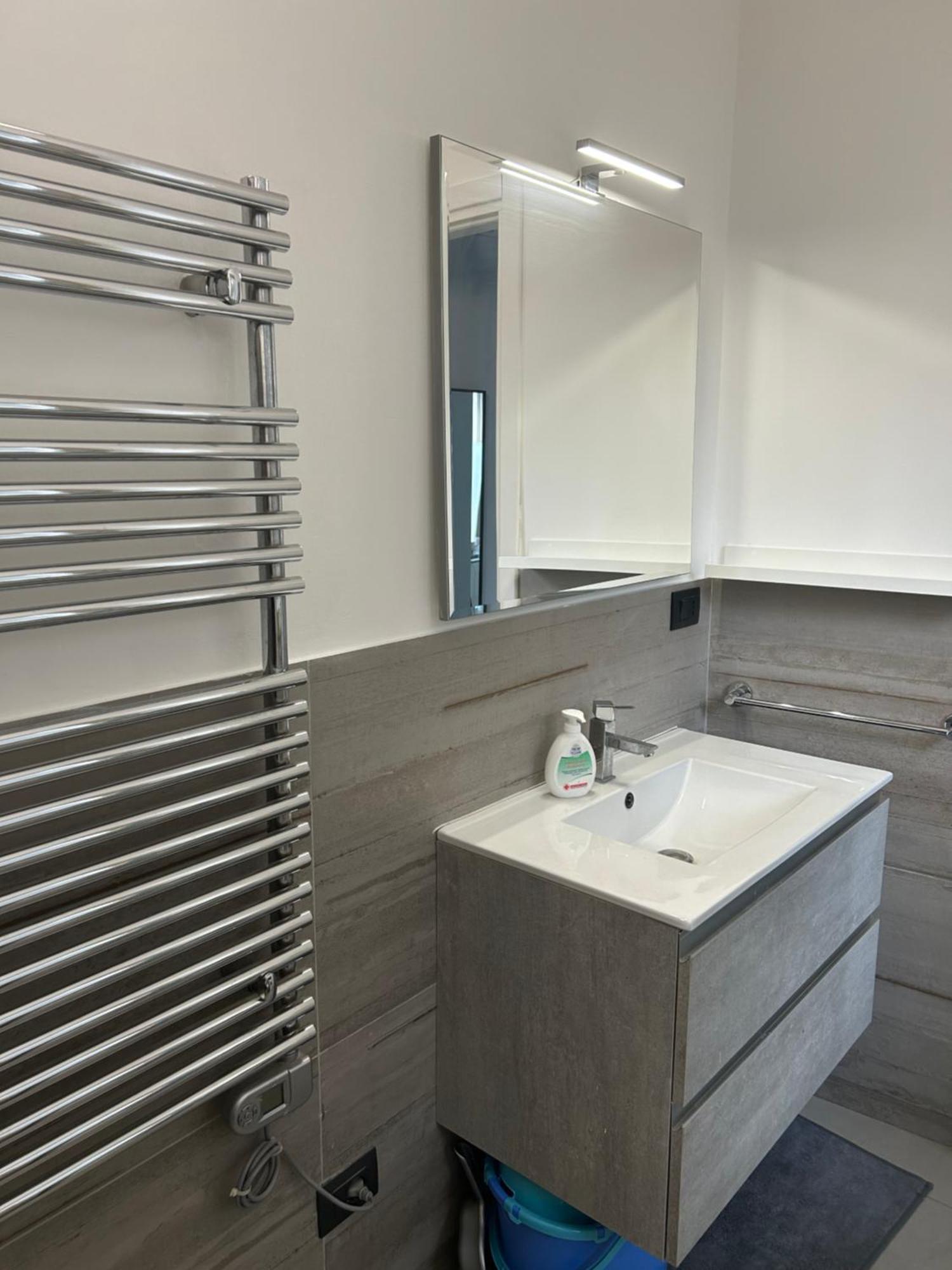Appartement La Casa Di Silvio Ai Giardini Reali à Turin Extérieur photo